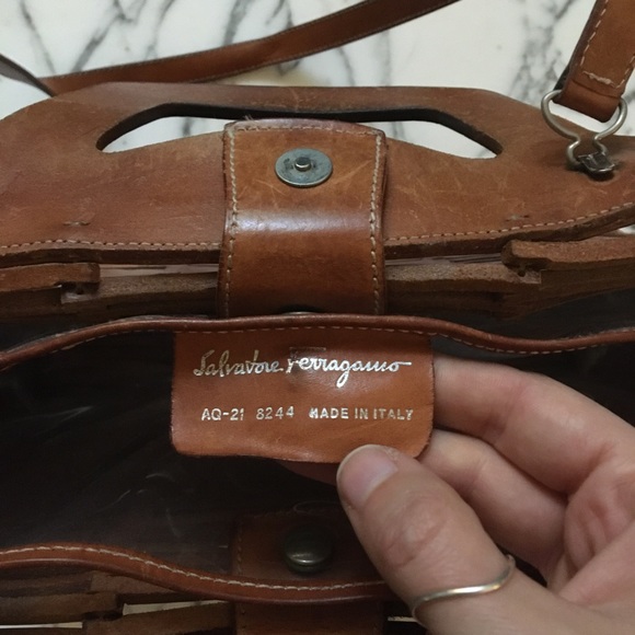 Vintage Salvatore Ferragamo Leather Bag - Picture 4 of 4